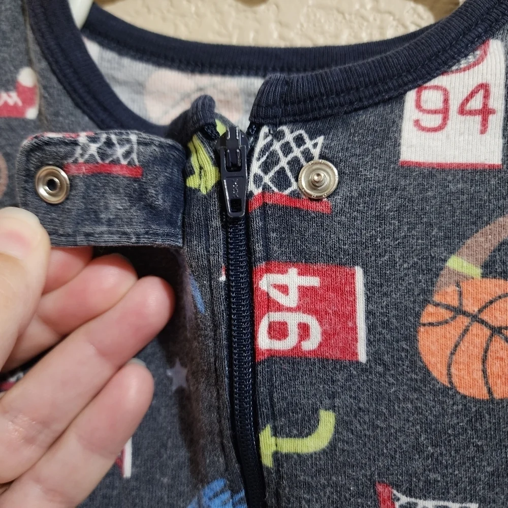 Old Navy monkey basketball zip up footie pajama Size 2T